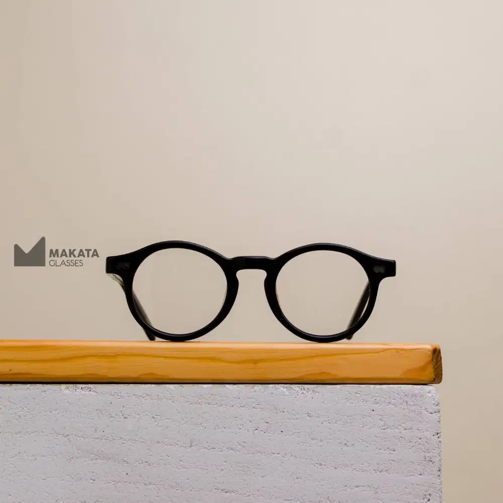 MakataGlasses - Kacamata Bulat Tebal - GANDAWATI 01