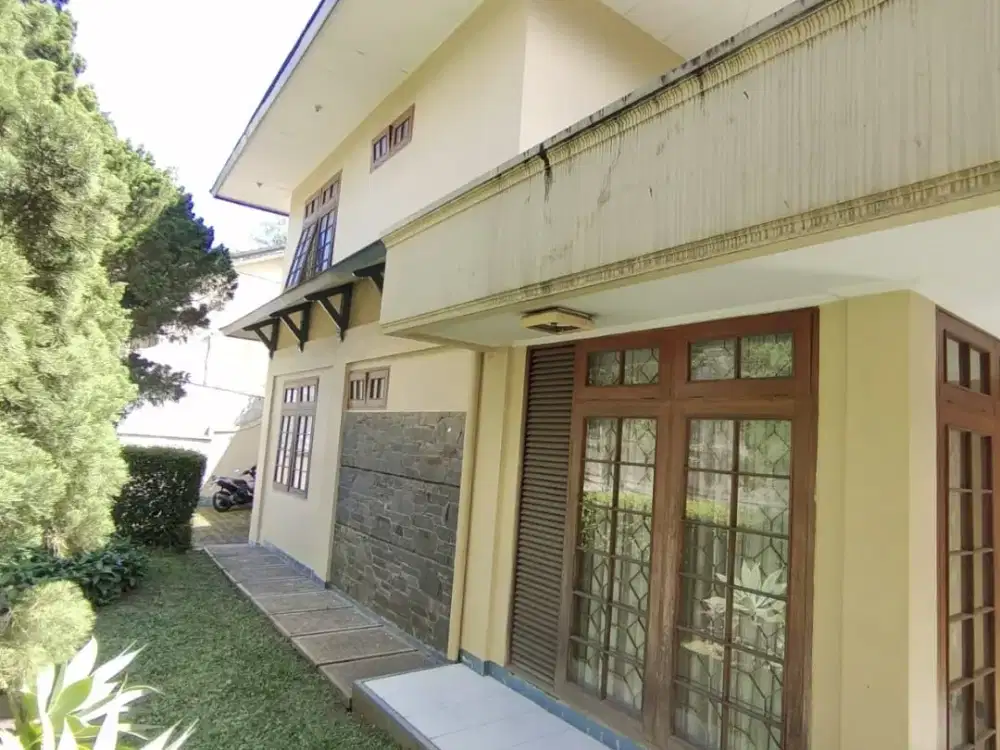 Rumah 2 Lantai Siap Huni Furnish di Sayap Pasteur Bandung