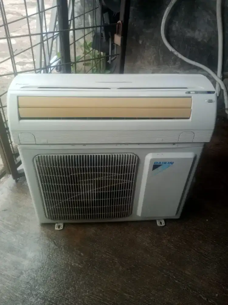 Ac daikin 1 pk dingin