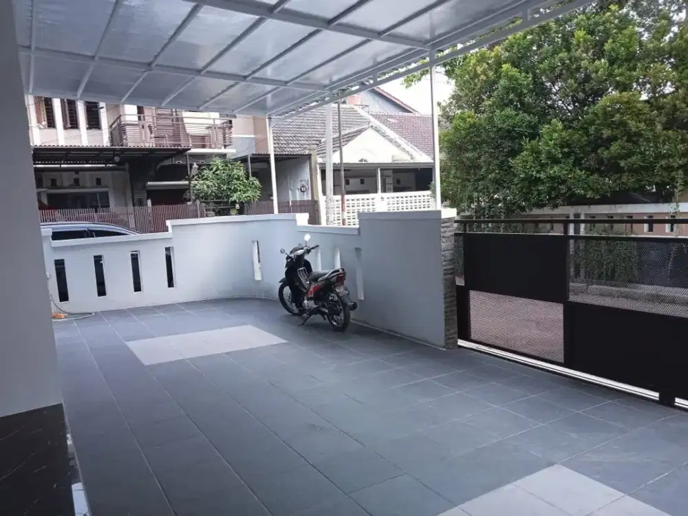 DISEWAKAN RUMAH BARU DI KOMPLEK MUTIARA ANTAPANI BOLEH UNTUK KANTOR