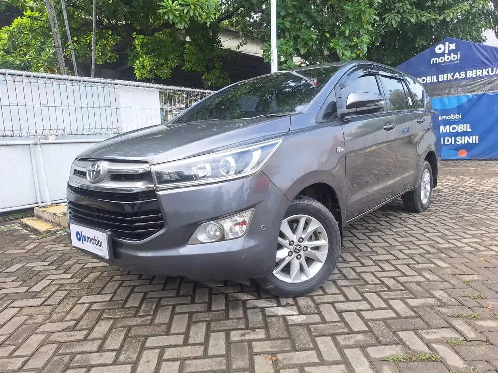 DP MURAH - Toyota Kijang Innova 2.0 V Bensin-MT 2019