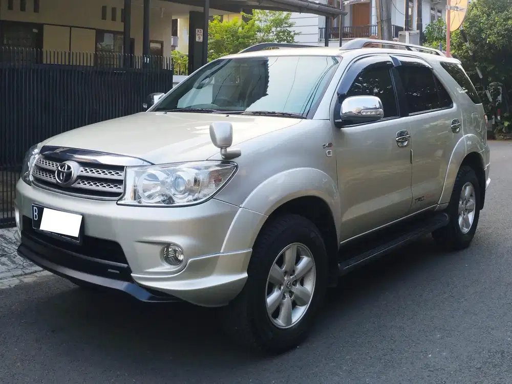 Toyota Fortuner 2011 Diesel