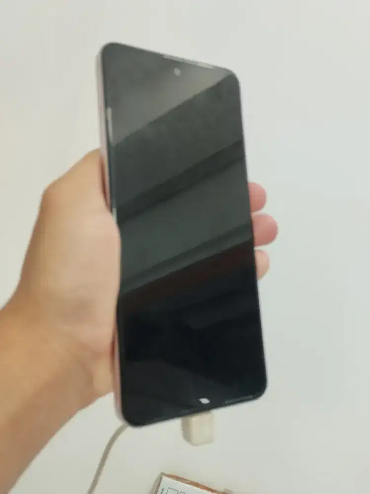 Realme C75x dengan Ram/Rum 24/128 & kualitas Camera HD