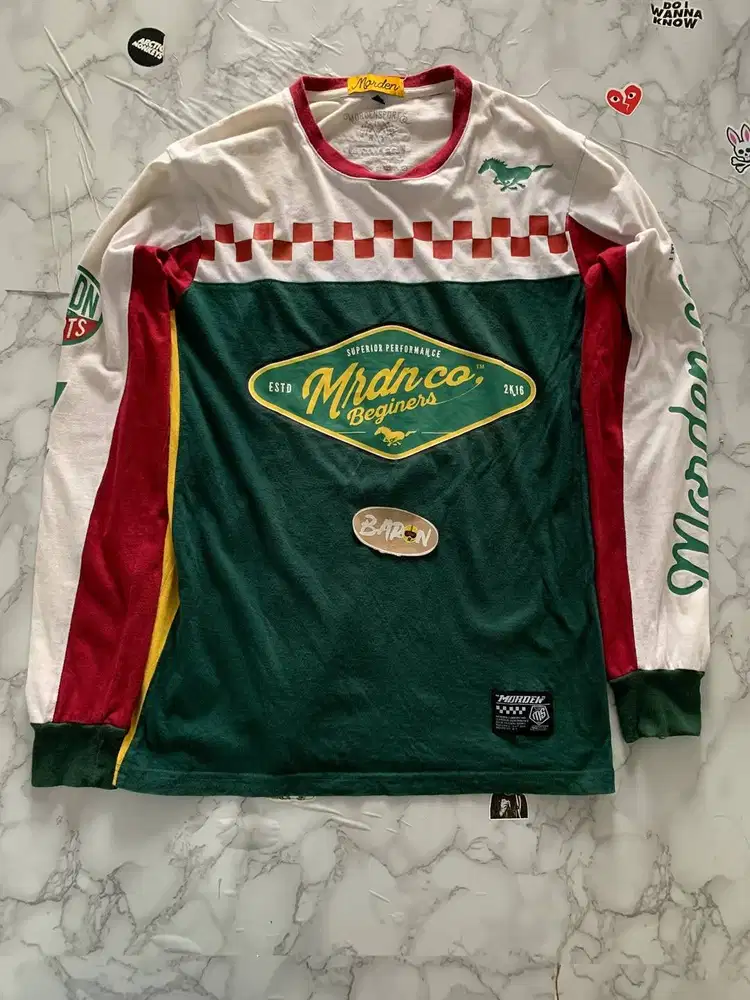 jersey lengan panjang Morden CO