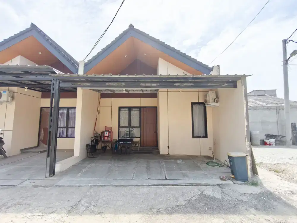 Rumah 11 Menit ke Plaza Taman Harapan Baru SHM DIbantu KPR J-37421