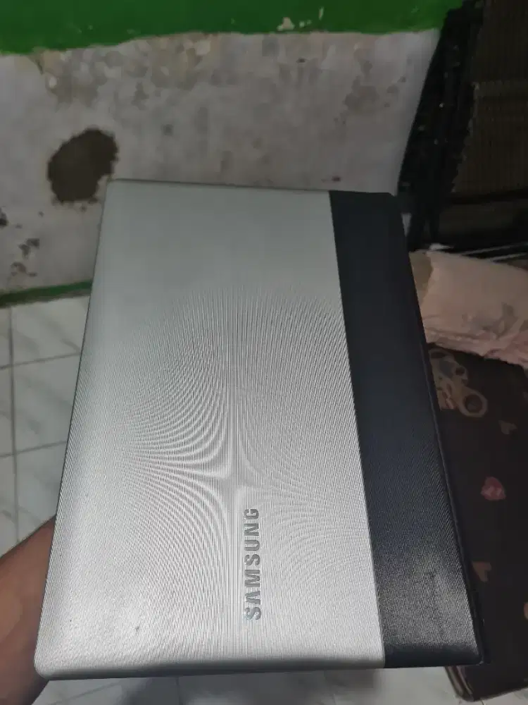 Laptop samsung 300e