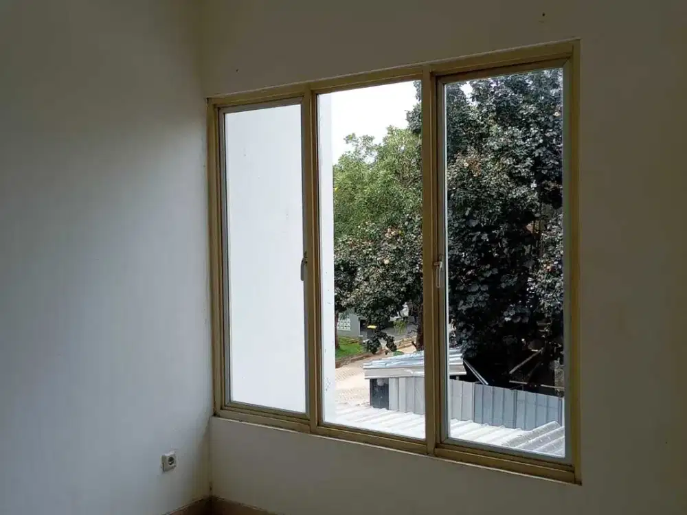 Sewa Rumah 2 Lantai Cluster Teresta Daerah Metland Menteng Cakung 026