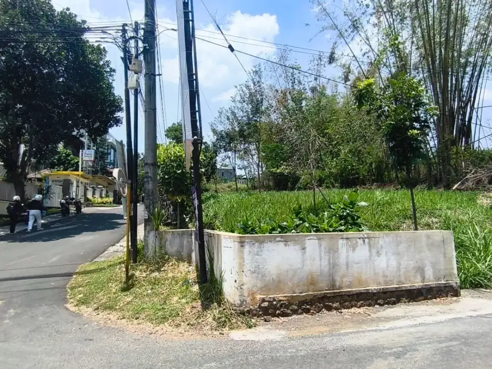 Tanah Poros Jalan samping Thursina Malang Cocok Hunia atau Kost