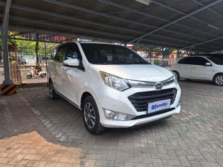 DP MURAH Daihatsu Sigra 1.2 R Deluxe Bensin-MT 2016 C4RVF