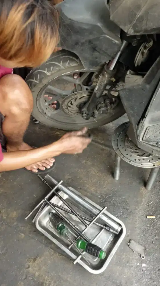 Di butuhkan Admin/Marketing