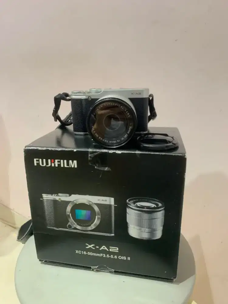 DIJUAL Fujifilm X-A2 + kit Lens 16-50 mm