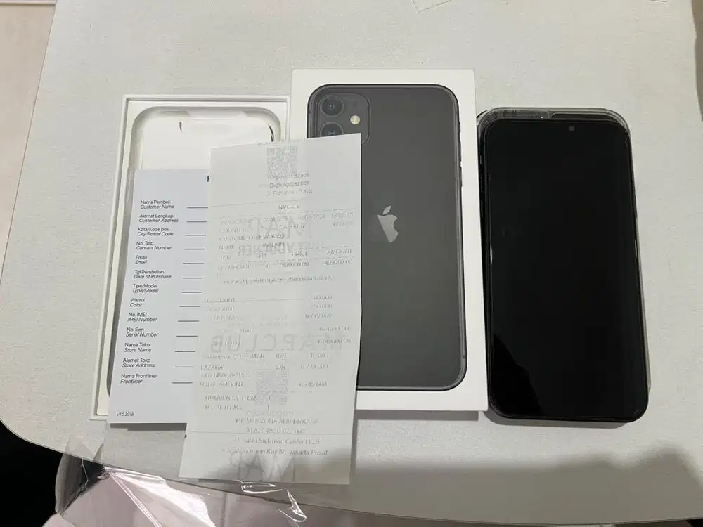 Iphone 11 64gb Hitam ex Digimap / Ibox