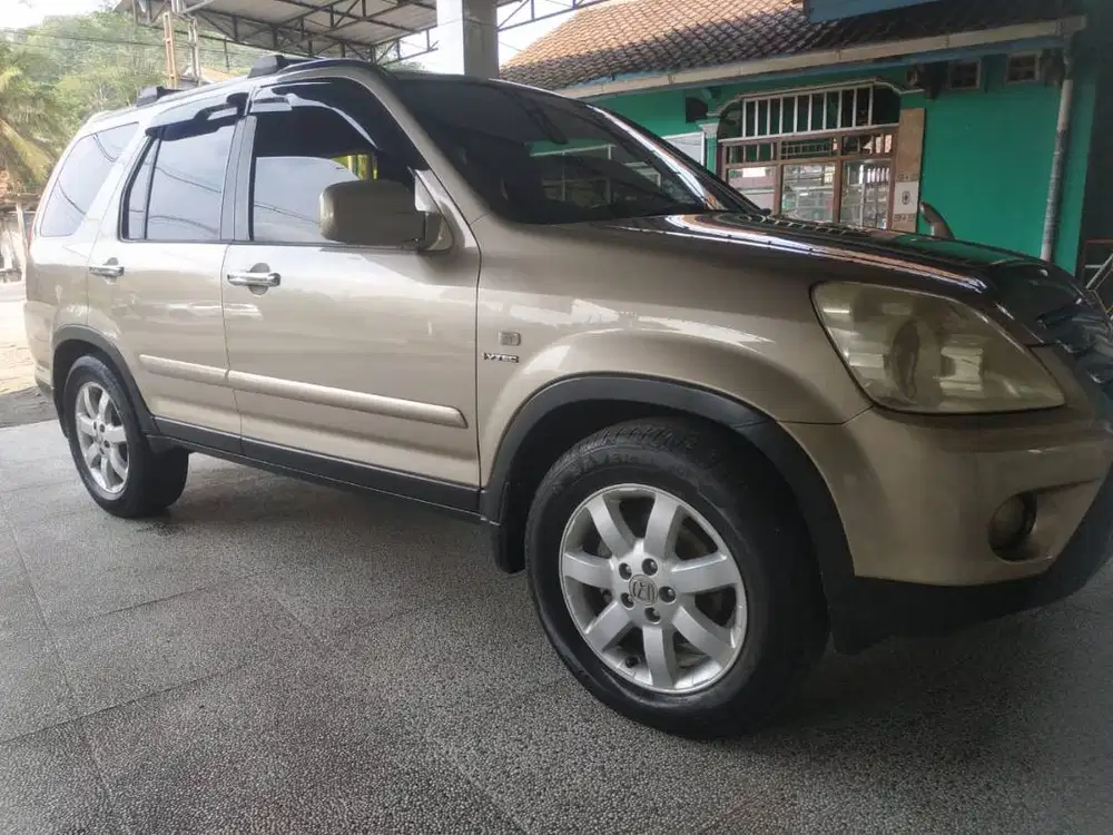 DIJUAL CEPAT CR-V 2006 BARANG BAGUS TERAWAT