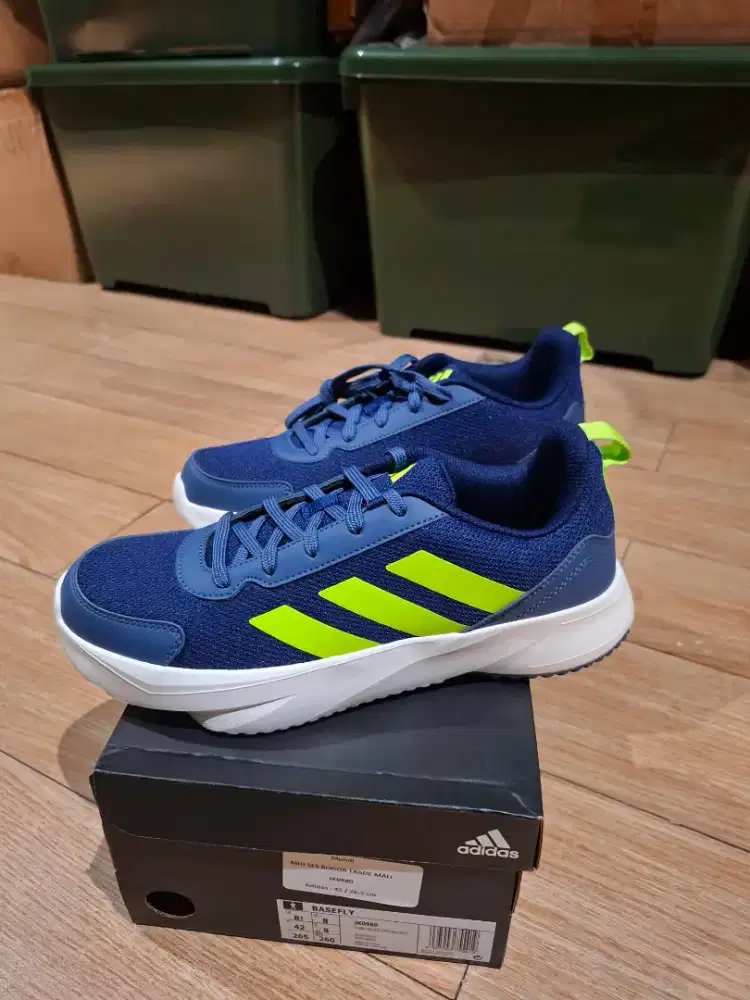 Sepatu adidas Ori