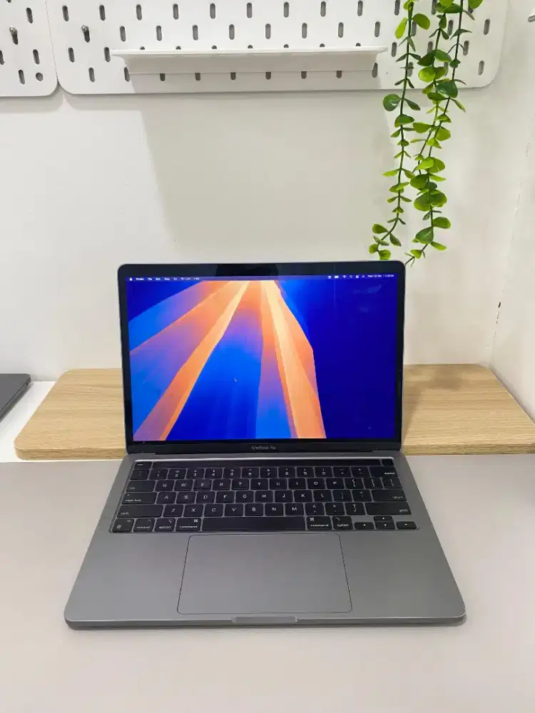 MACBOOK PRO M2 2022 RAM 8/256GB 13INCH