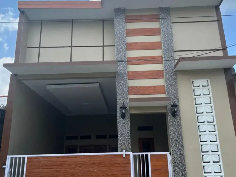 Rumah SHM dekat Plaza Taman Harapan Baru Dibantu KPR J-38107