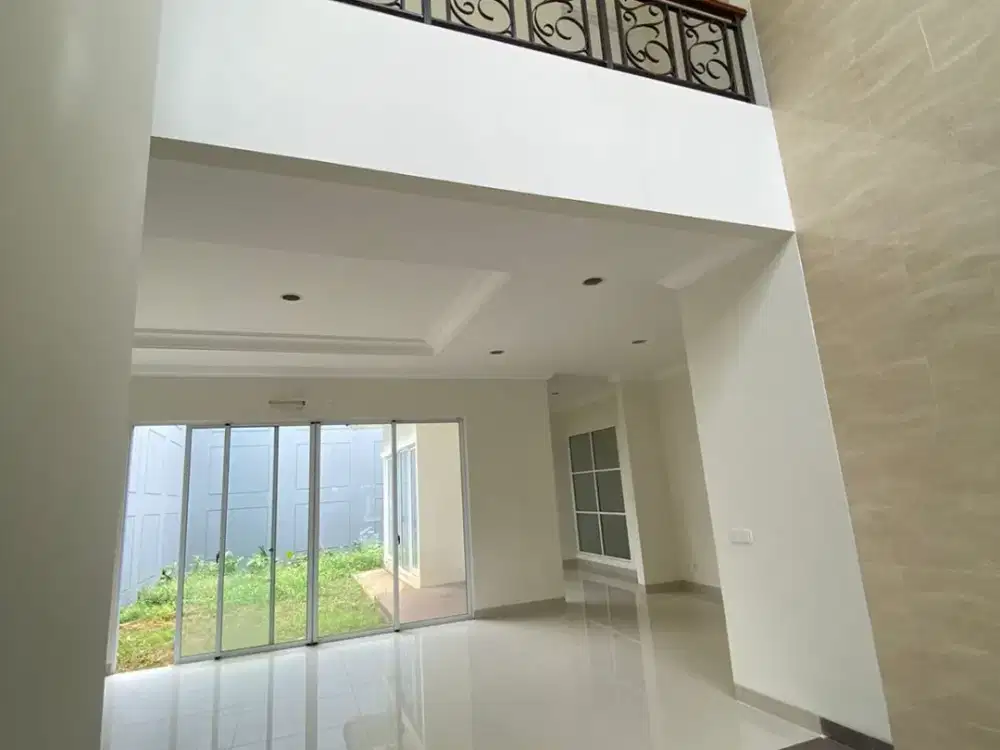LIMITED Rumah BSD Strategis, Tanah Luas Abis, Greenwich MANIS, Enchante