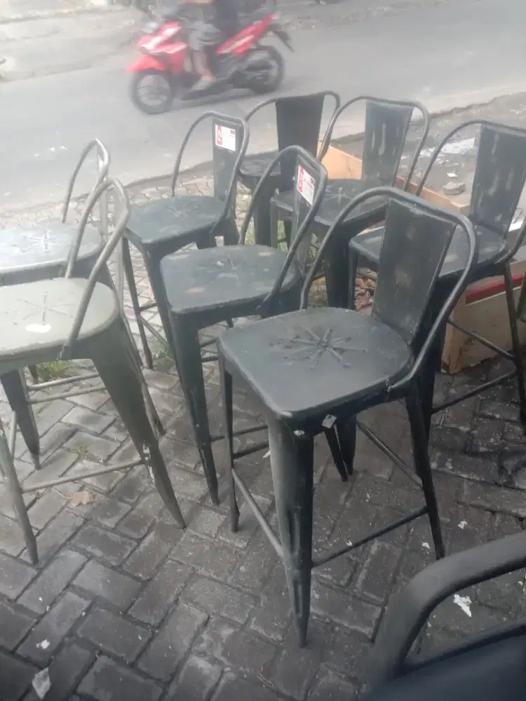 Kursi caffe bekas,kursi besi