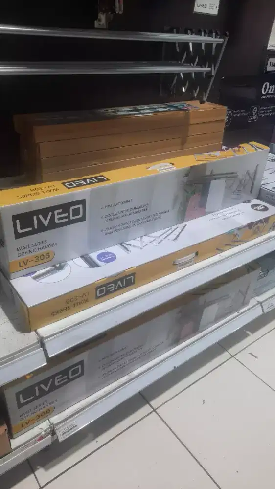 Liveo LV-399 Wall 4 Bars Dauble Fold Arm U-Shape