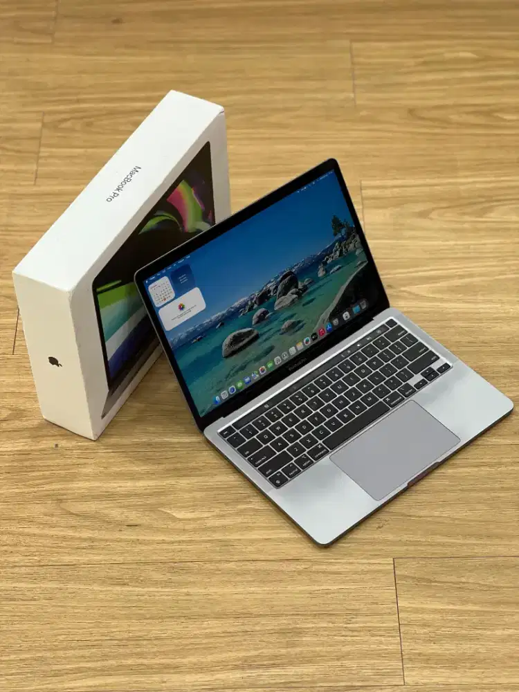 MacBook Pro M1 2020 13inch 8/256