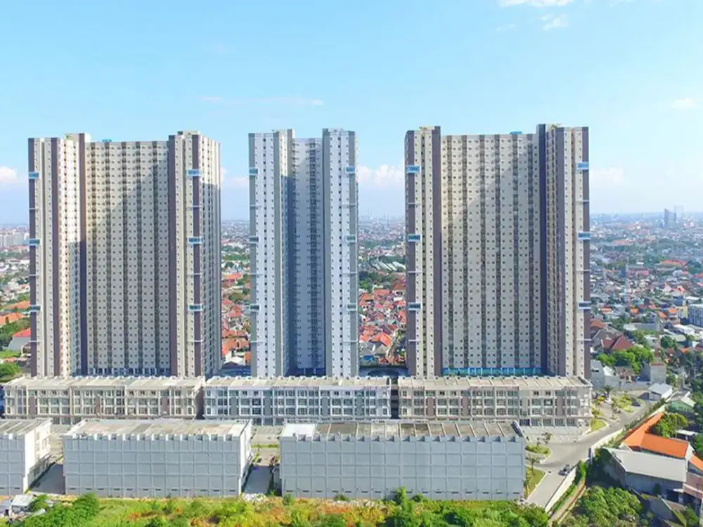 Disewakan Apartemen Puncak Dharmahusada. 2 Kamar Tidur Semi Furnished.