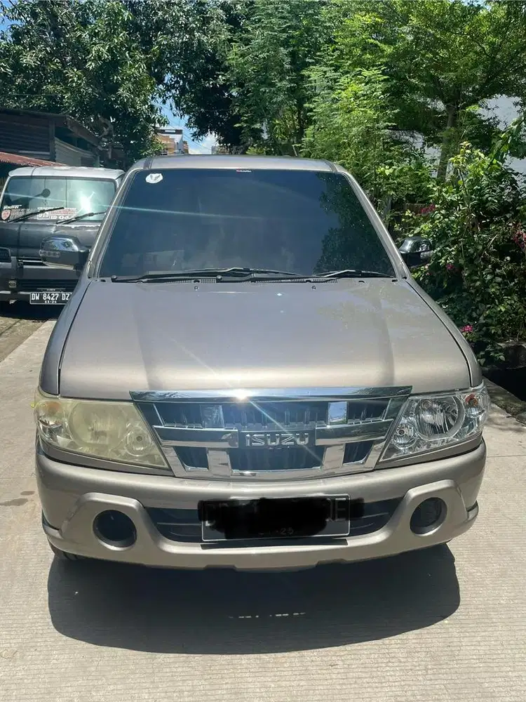 Isuzu Panther Turbo LS