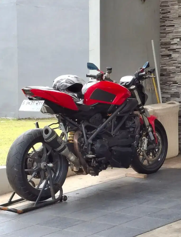 Moge ducati street fighter fp