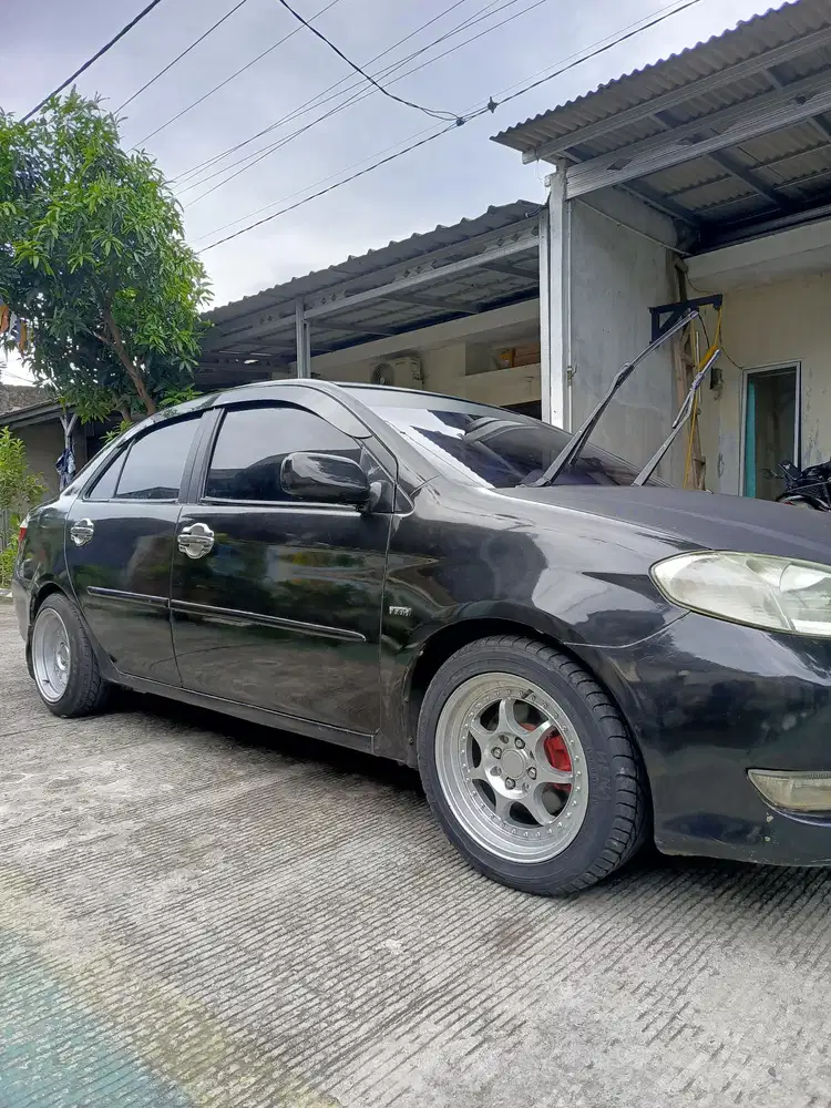 Toyota Vios 2004 Bensin