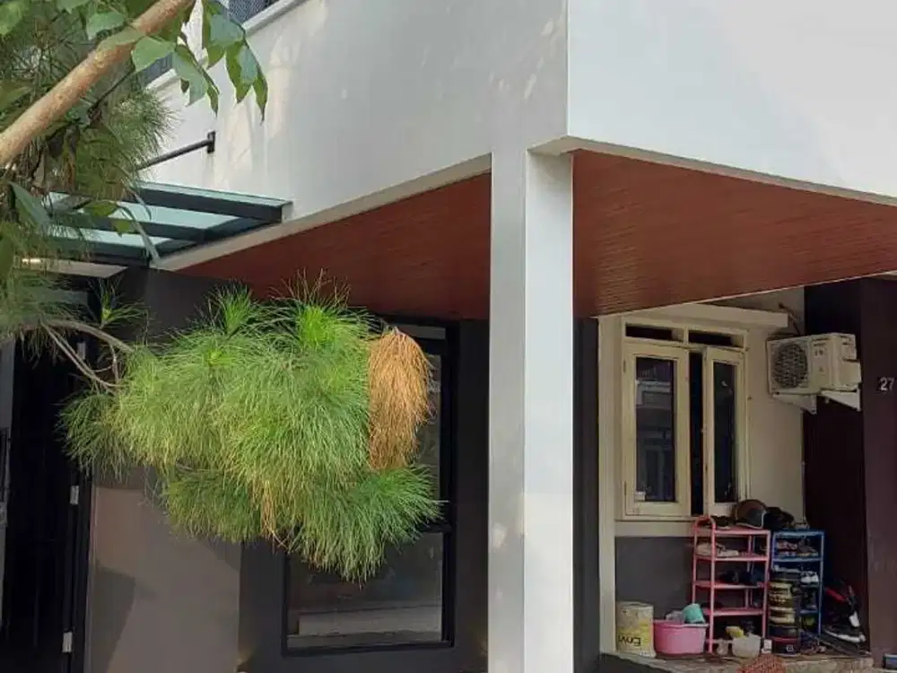 DIJUAL RUMAH BARU RENOVASI 2 LANTAI TATAR BANYAK SUMBA