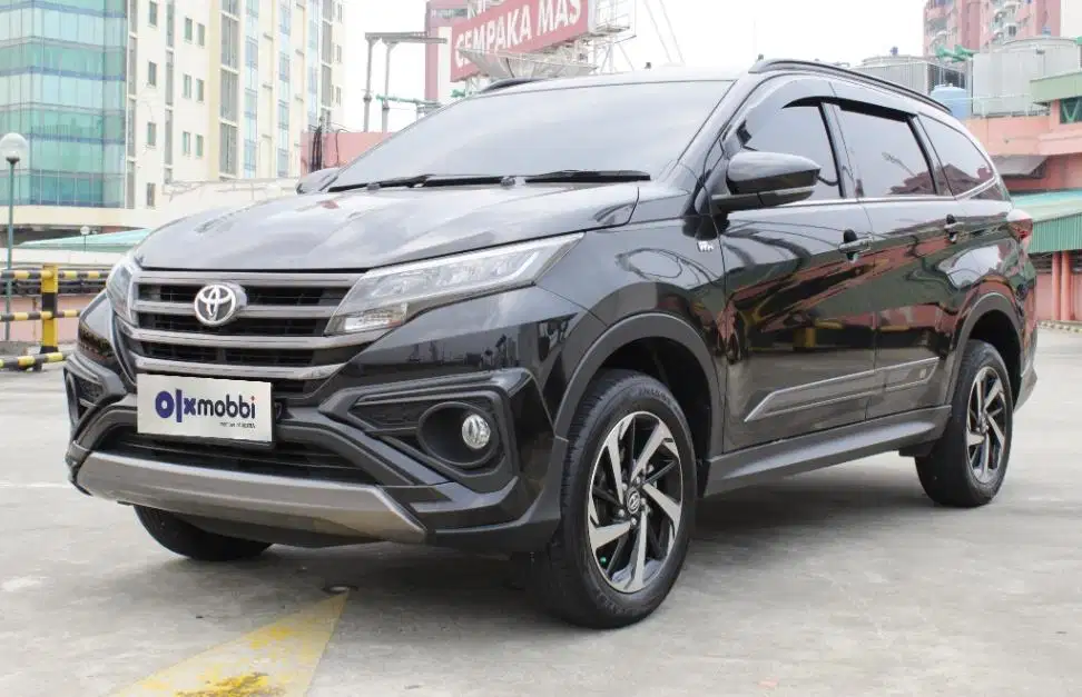 TDP 11JT Toyota Rush 1.5 S GR Sport Bensin-AT Hitam 2022