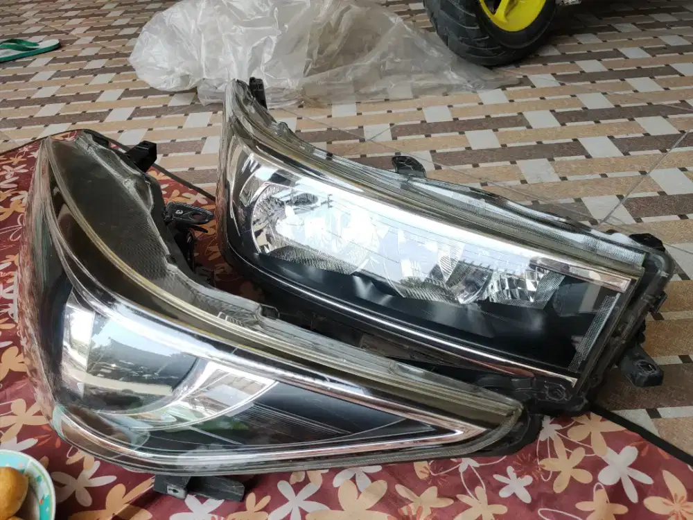 Head lamp innova rebound G dan V