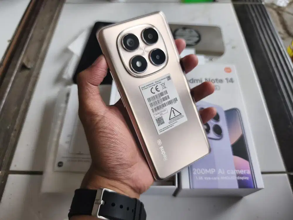 Xiomi redmi note 14 pro 5G ram 8/256Gb fullset full ori baru 1 minggu