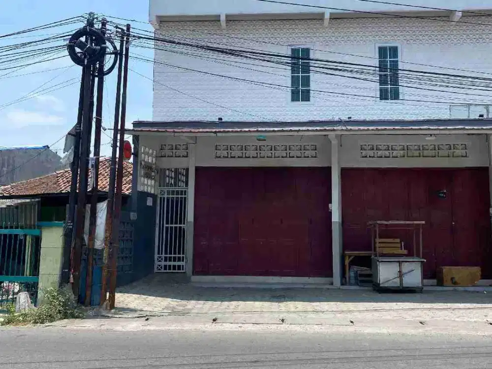 TEGAL PANGGUNG RUKO STRATEGIS DEKAT JALAN RAYA PANTURA DEPAN PASAR SEWA MURAH