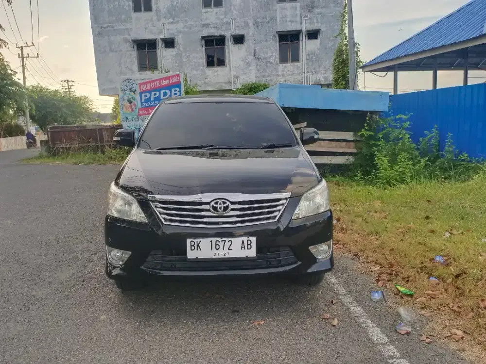 Di Jual kijang Inova 2.0 type V A/T 2012