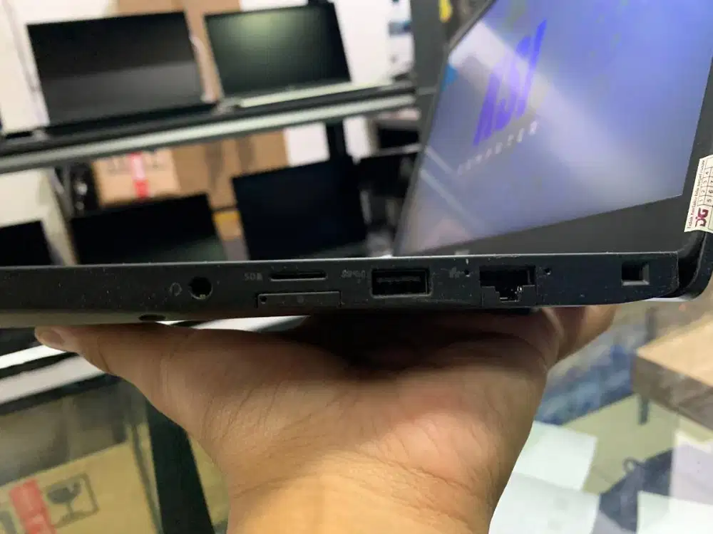 Laptop DELL Latitude 7480 | Intel Core I5 Gen 6 | RAM 16GB | SSD 256GB