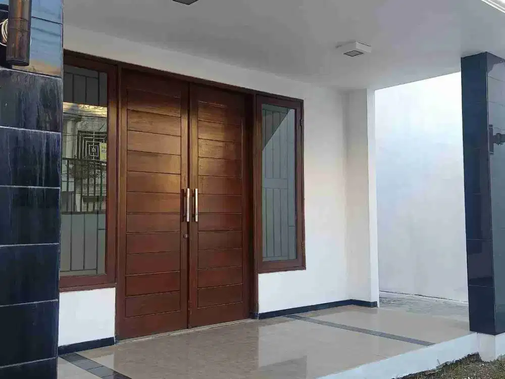 Disewakan Rumah Manyar Tirtomoyo Surabaya Timur Dekat Petra Manyar,Galaxy Mall,Pakuwon City