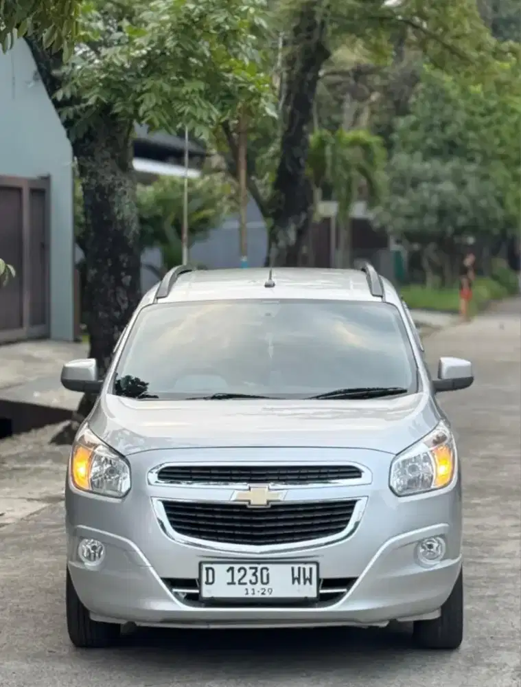 Chevrolet Spin LTZ Manual 2014 ANTiK
- KM low 40rb,