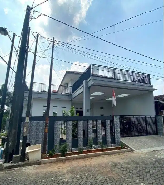 Jual Rumah mewah shm di perum TAMAN HARAPAN BARU BEKASI (B0422)
