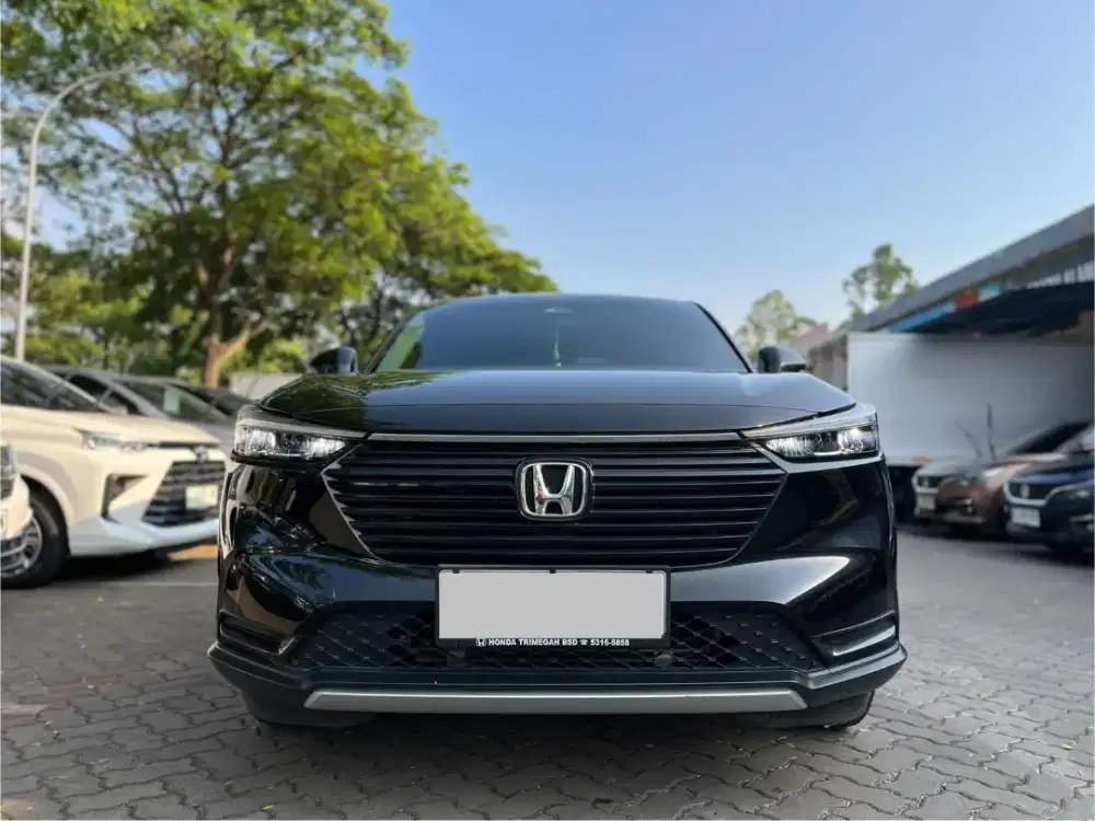 TERMURAH HONDA NEW HRV E CVT AT 2023 HITAM