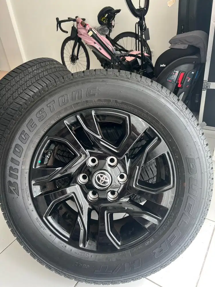 velg fortuner GR 2025 + ban