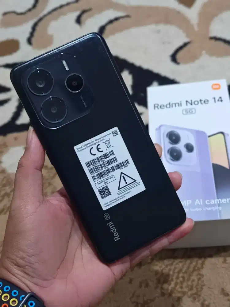 Redmi Note 14 5G 8/256 Hitam Garansi