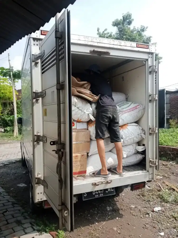 Membutuhkan pegawai Perempuan Serabutan