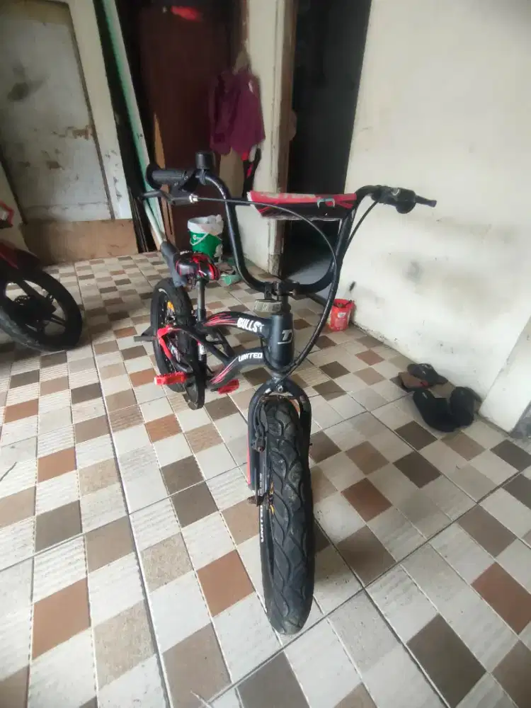 United bulls ukuran 18