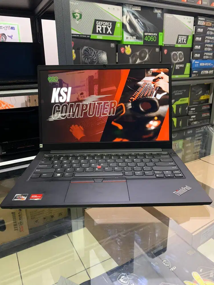 Laptop Lenovo ThinkPad E14 Gen 3 Ryzen 7 5700U | RAM 16GB | SSD 256GB
