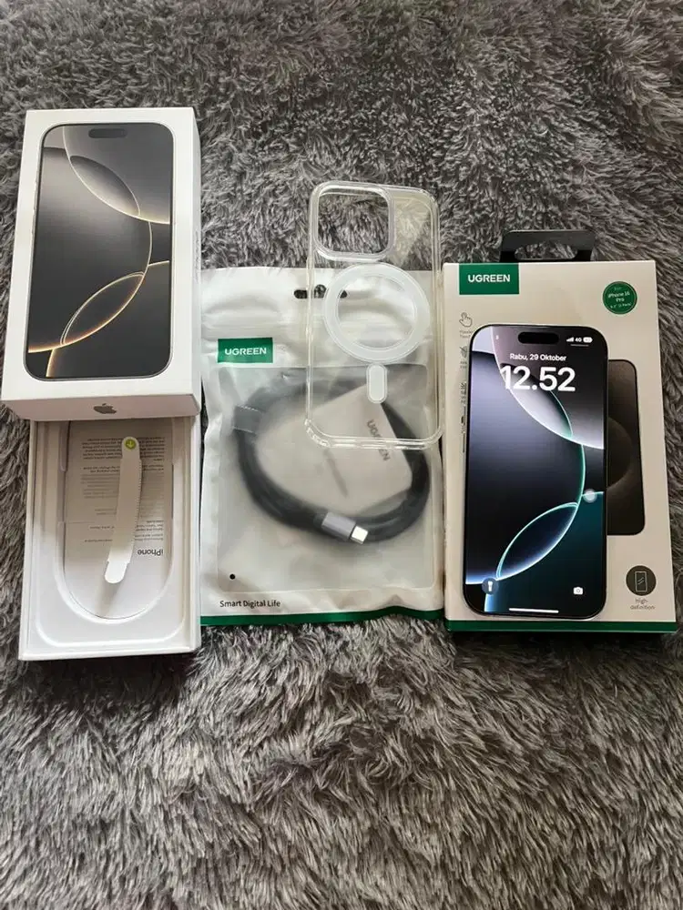 iPhone 16 Pro 12/256Gb White Titanium Blibli Resmi