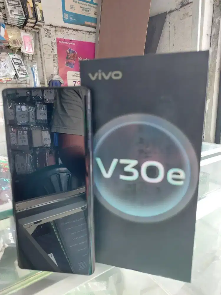 Vivo V30e 5G ram 8+8 128gb brown mulus