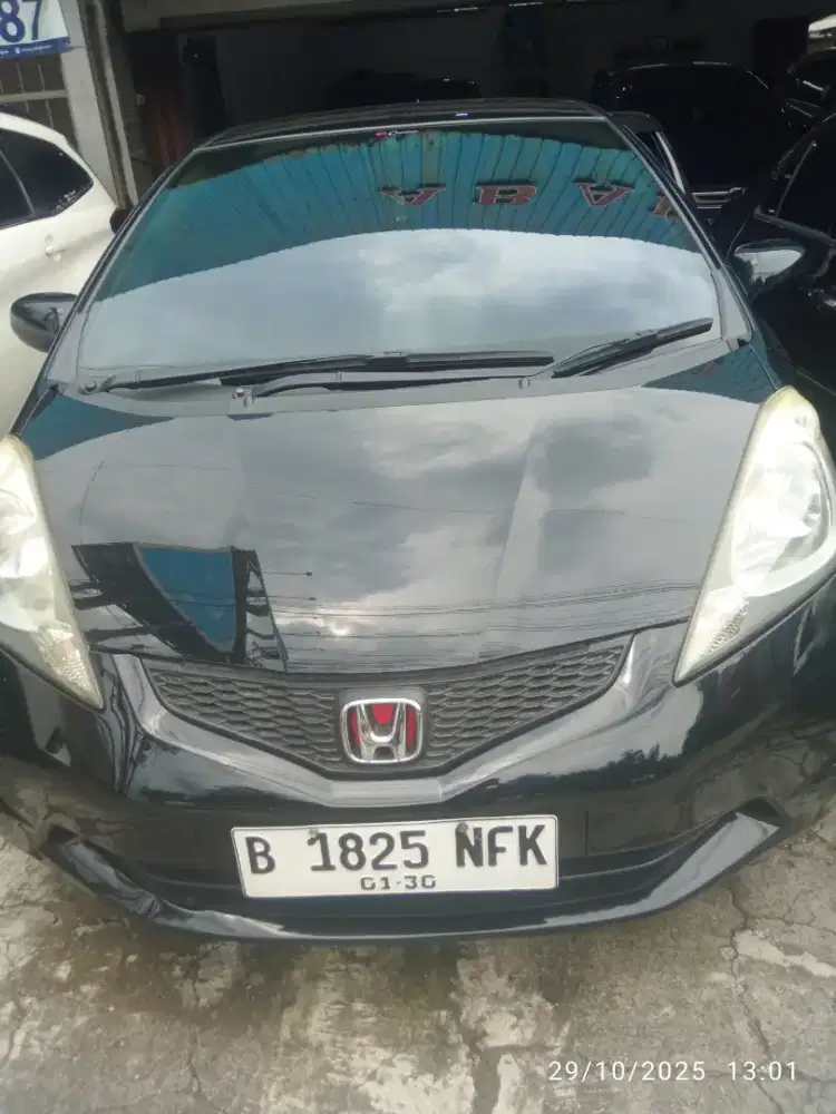 Dijual mobil Jazz Tipe S  2009 Matic