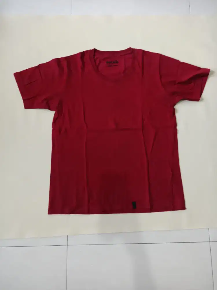 Baju Kaos Pria Maron