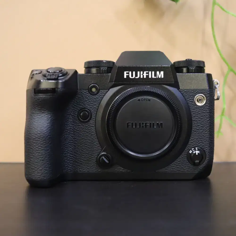 Camera Fujifilm X-H1 Body Only. Good Condition