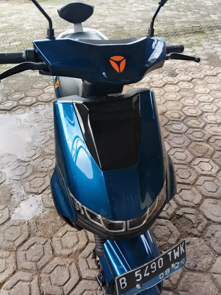 Yadea T9 kondisi masih bagus mulus